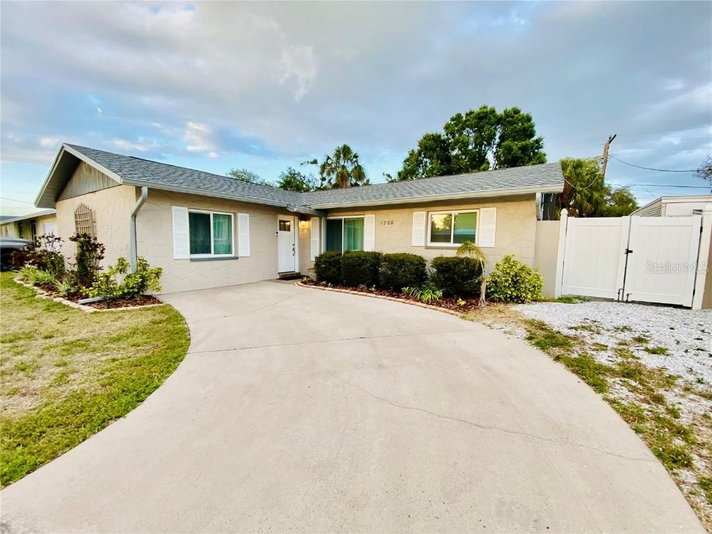 1708 Tarpon Ave., Sarasota, FL 34234