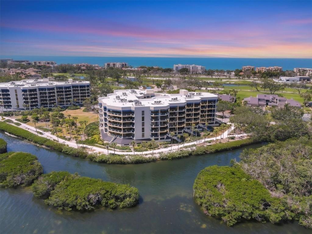 2120 Harbourside Dr. #621, Longboat Key, FL 34228
