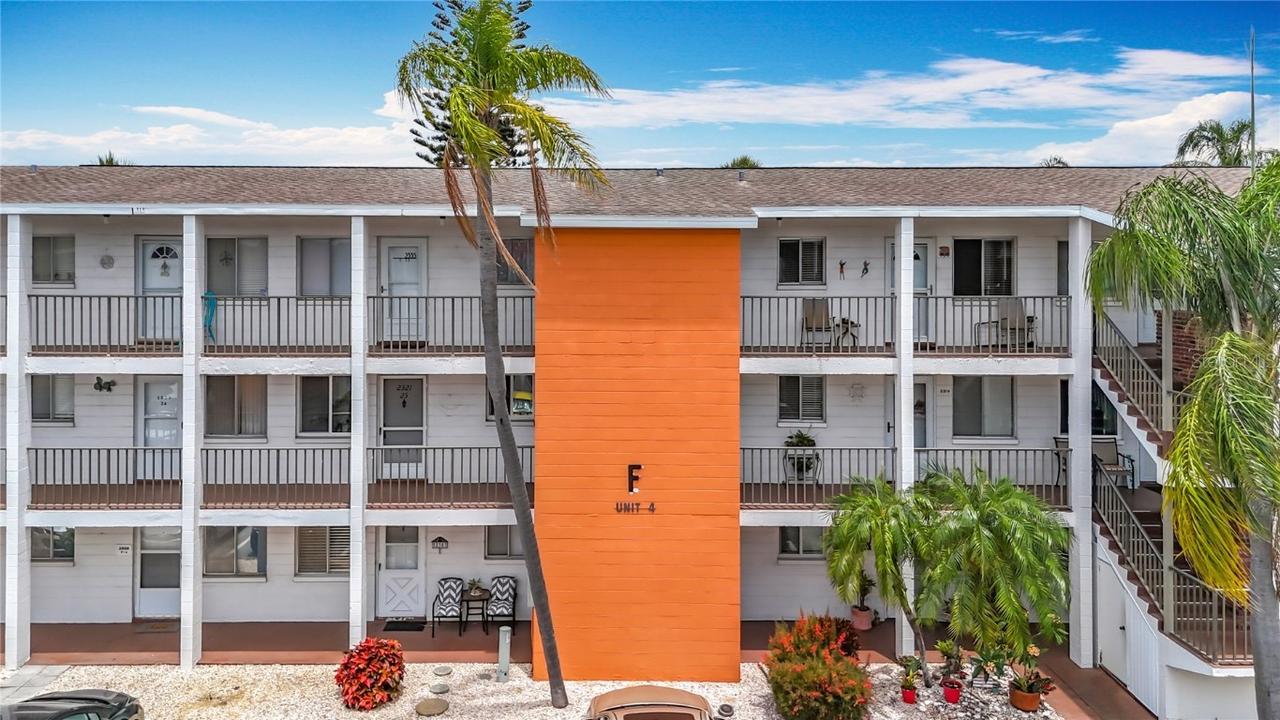 2321 Canal Dr. #F25, Bradenton, FL 34207