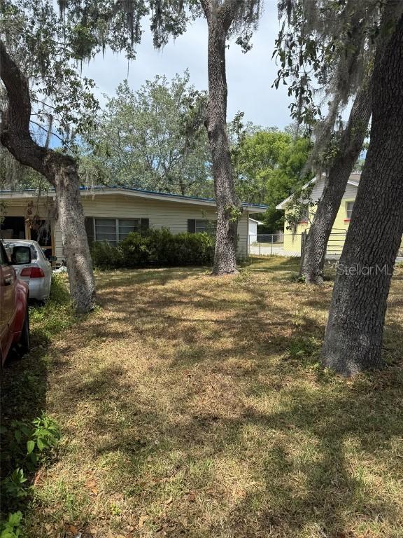 6013 Idle A While Cir., Dade City, FL 33523