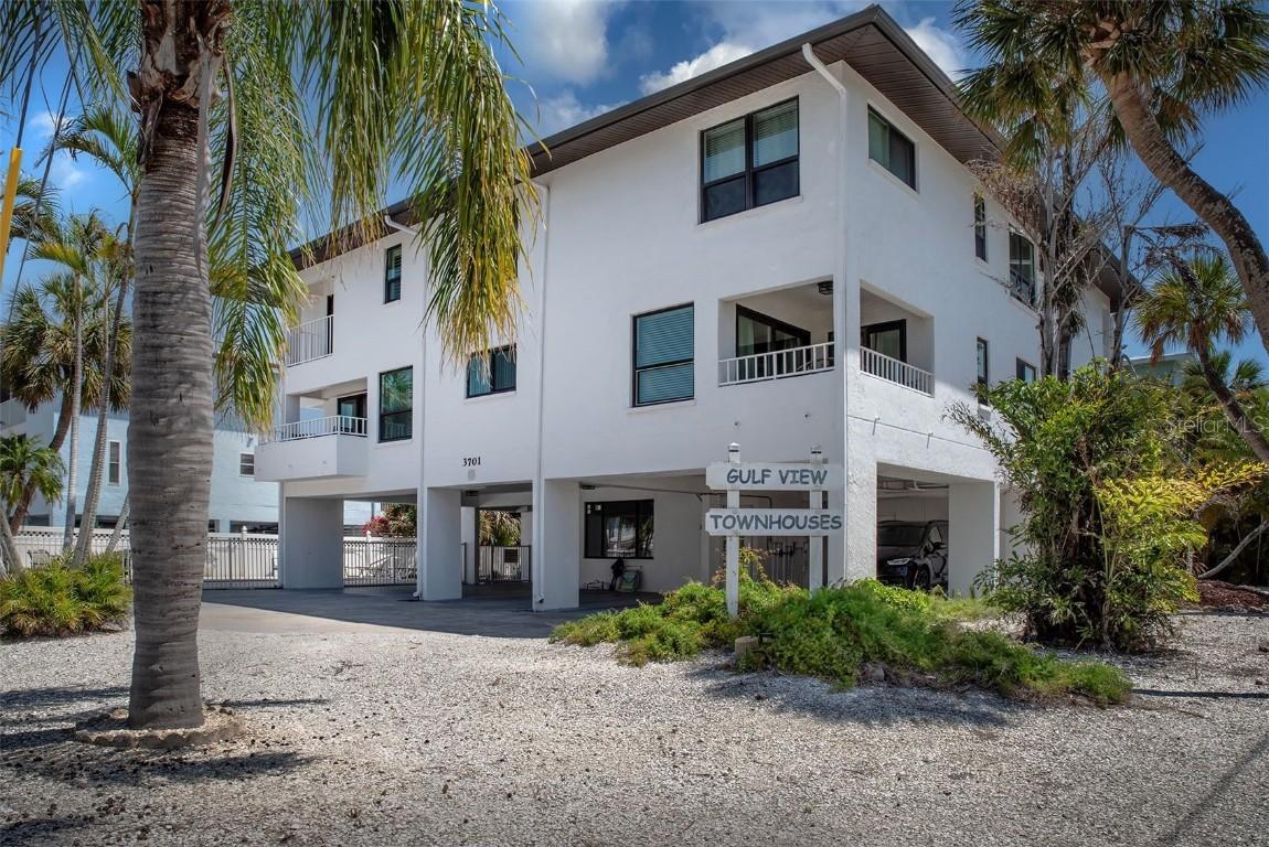 3701 5th Ave. #1, Holmes Beach, FL 34217