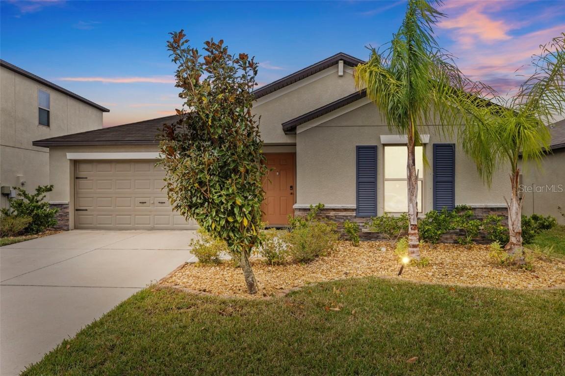 13422 Willow Bluestar Loop, Riverview, FL 33579