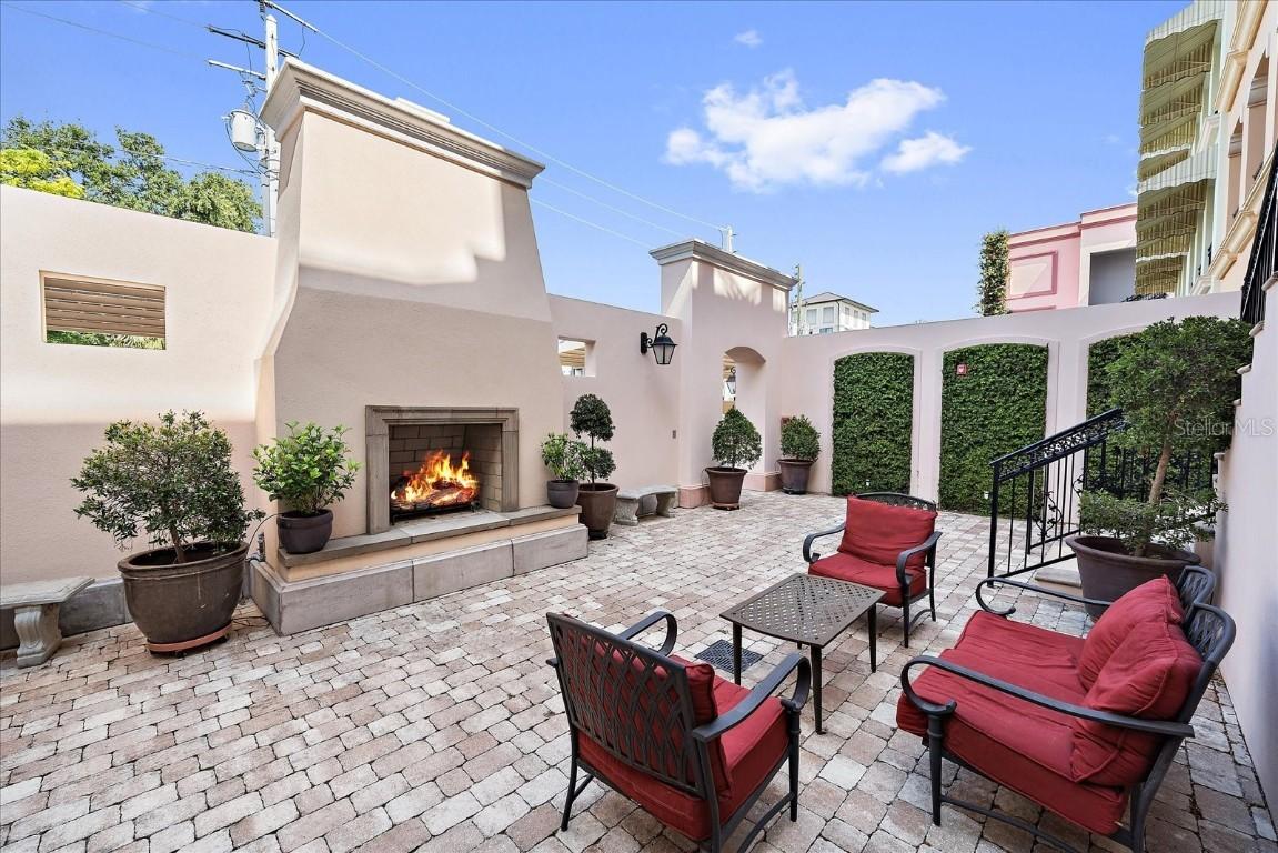 555 N Orange Ave. #307, Sarasota, FL 34236