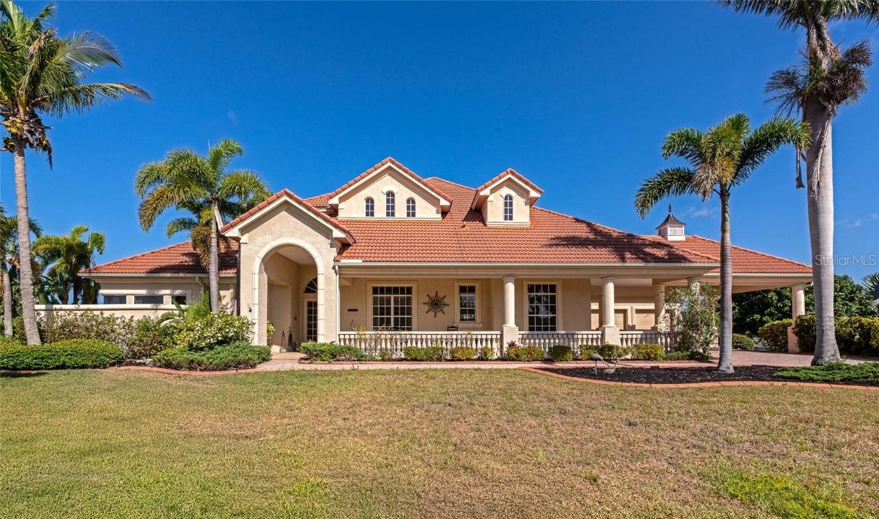 4700 Mainsail Dr., Bradenton, FL 34208