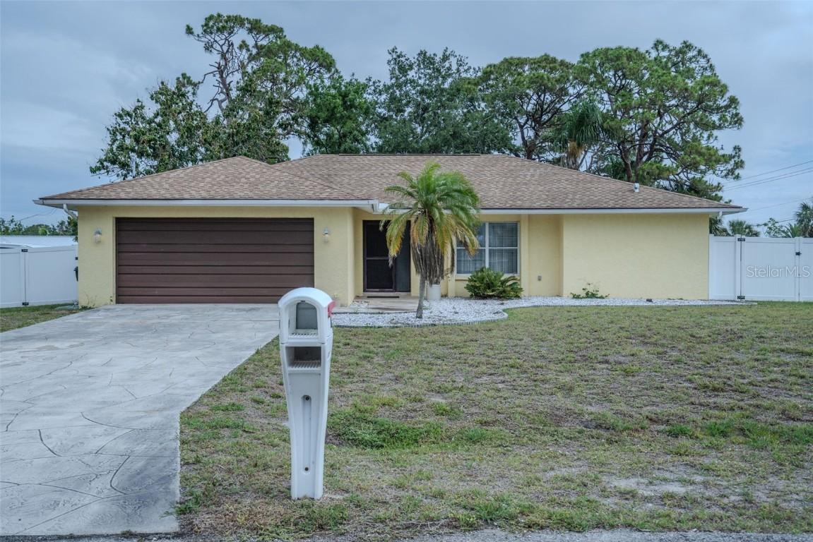 816 Wabash Rd., Venice, FL 34293