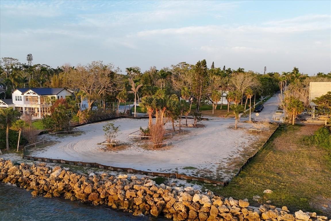 603 Indian Beach Ln., Sarasota, FL 34234