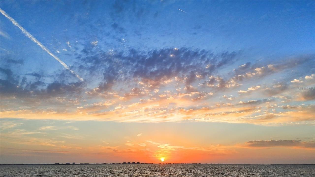 603 Indian Beach Ln., Sarasota, FL 34234