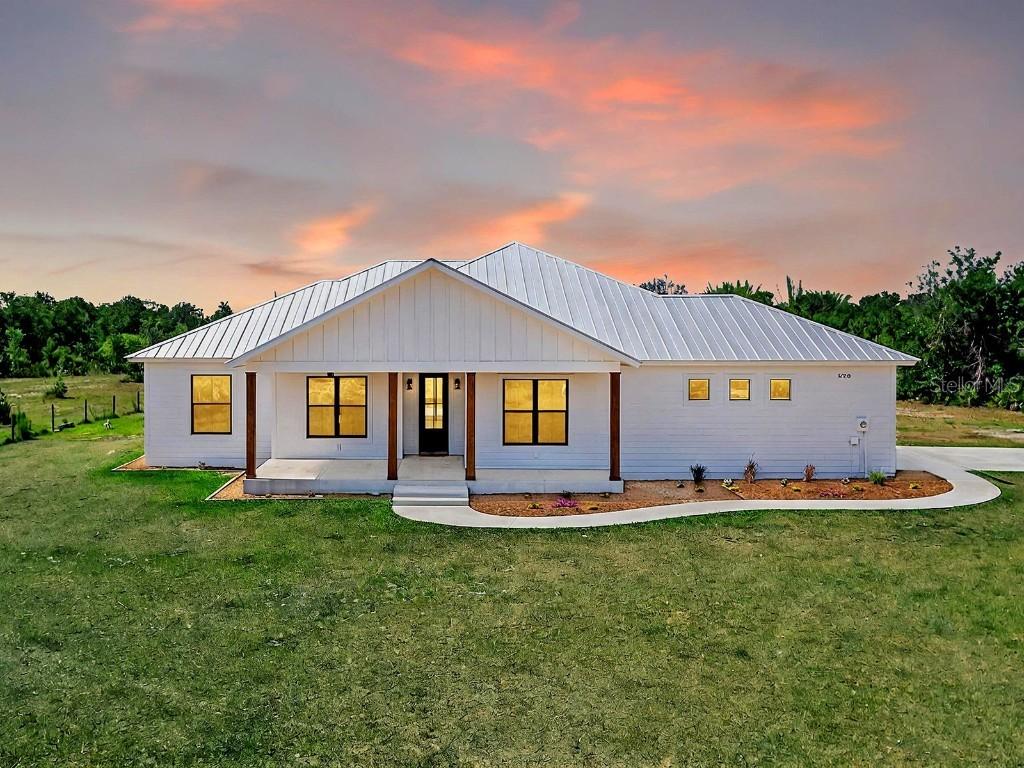 27510 67th Ave., Myakka City, FL 34251