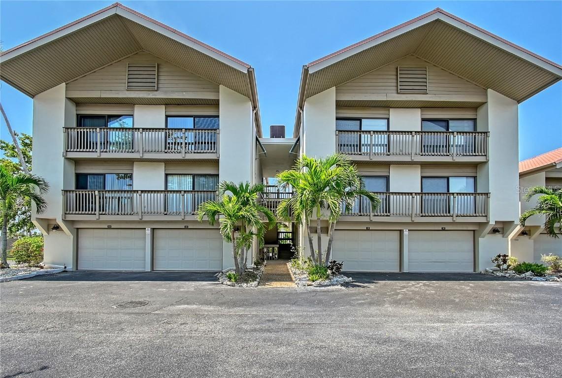 1159 Lake House Cir. #C120, Sarasota, FL 34242