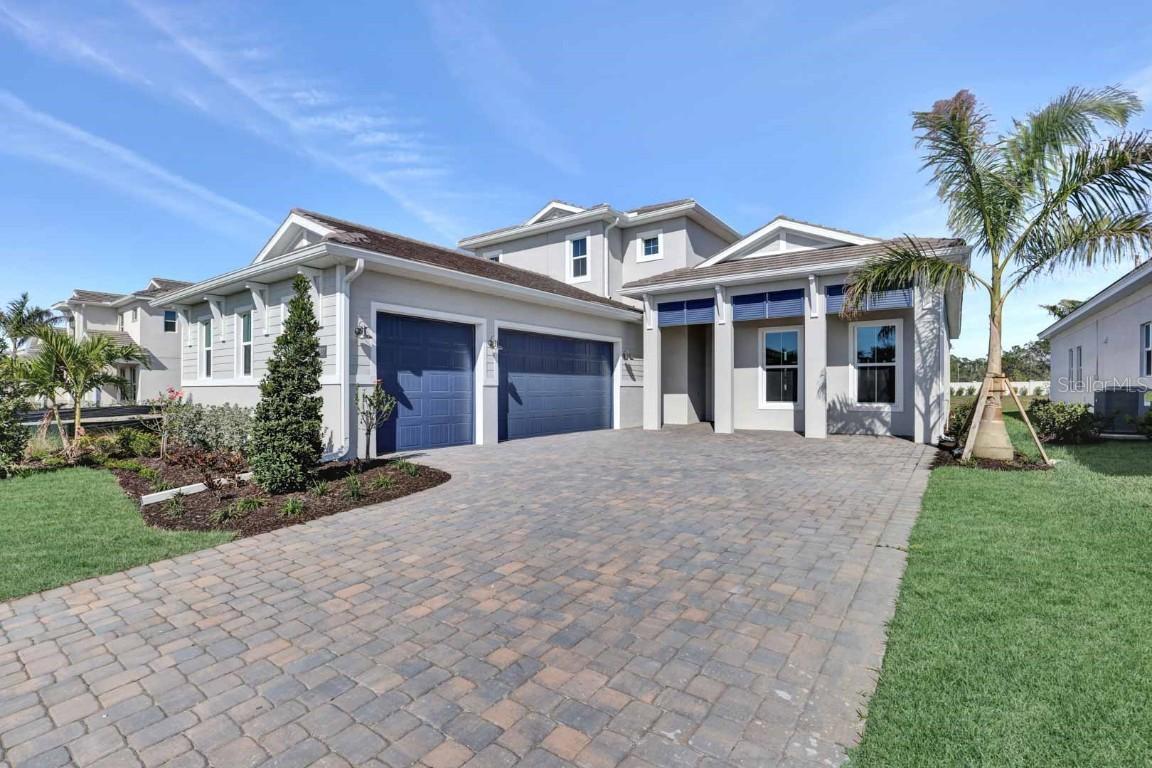 17927 Palmiste Dr., Bradenton, FL 34202
