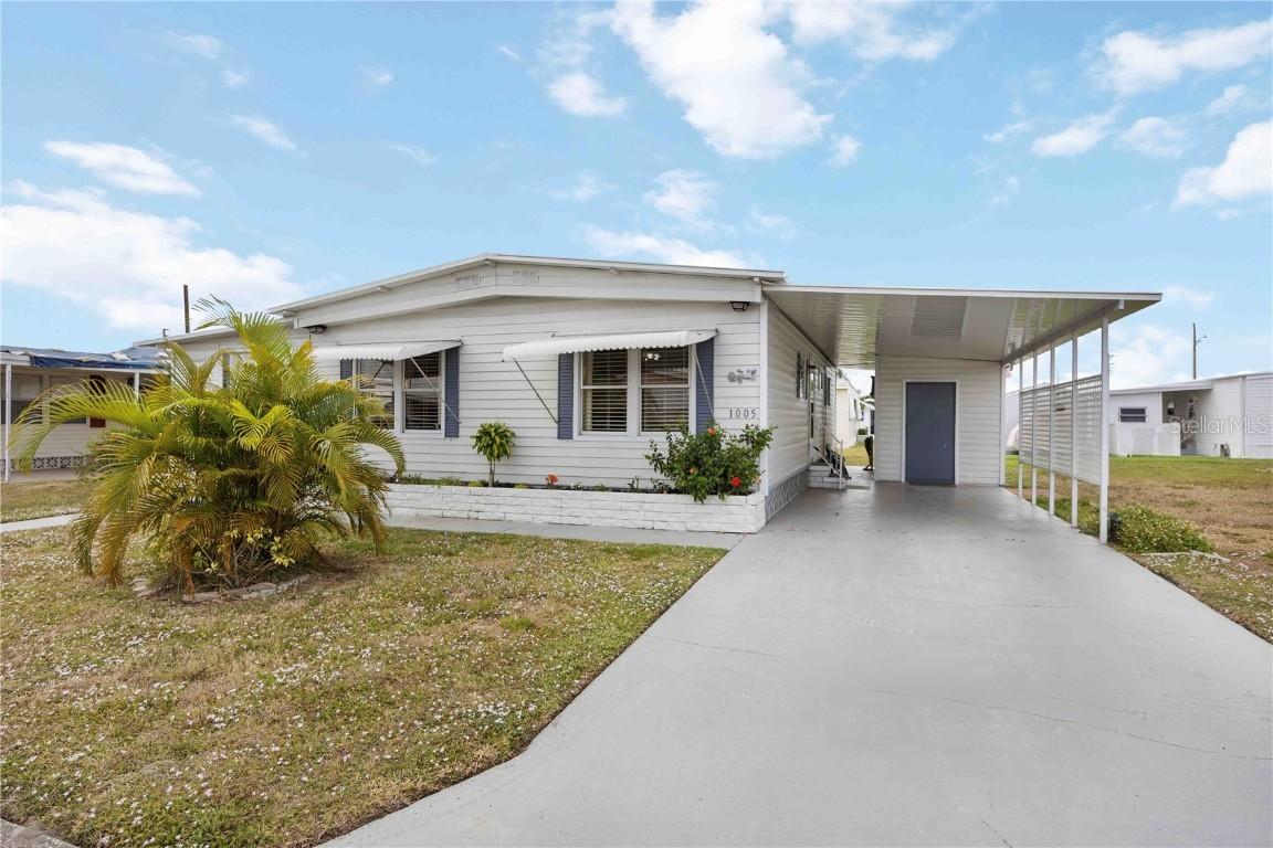 1005 45th Ave., Ellenton, FL 34222