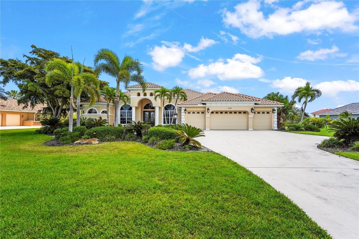 6143 9th Avenue Cir., Bradenton, FL 34212