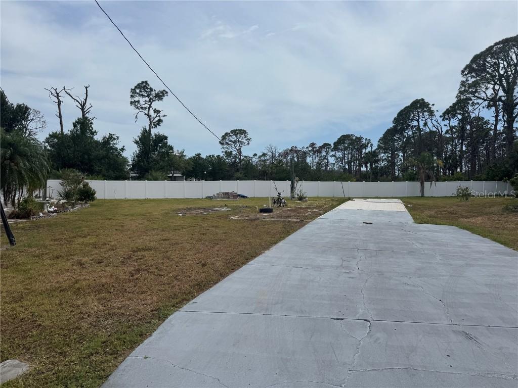 902 Via De Luna, Englewood, FL 34224