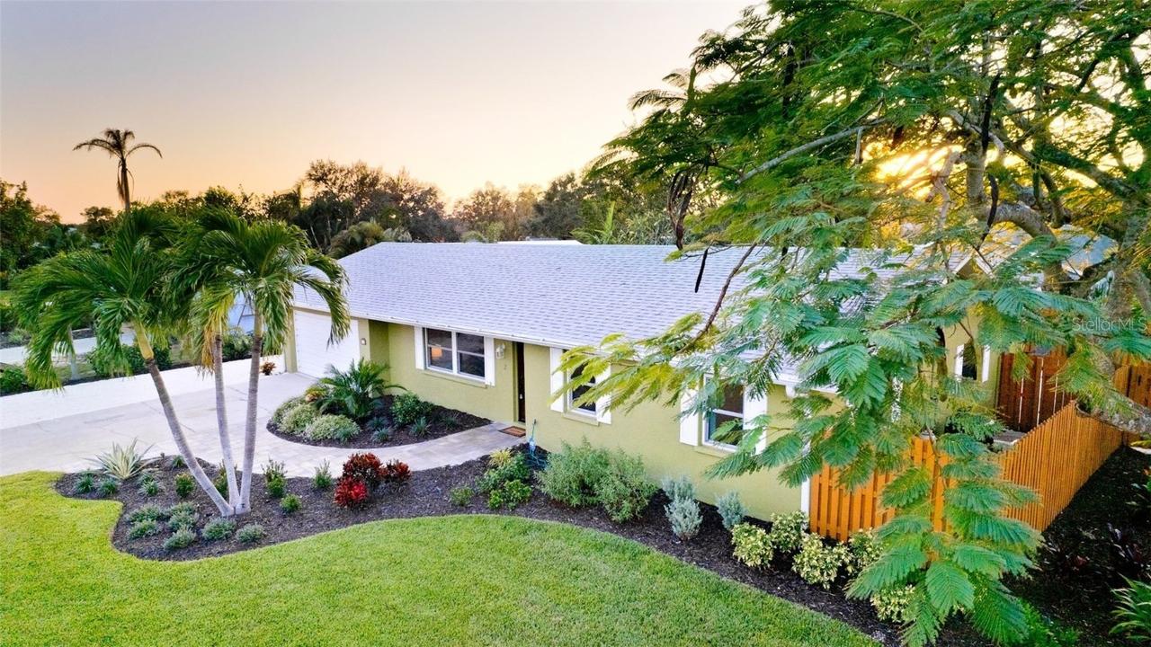 1010 68th St., Bradenton, FL 34209