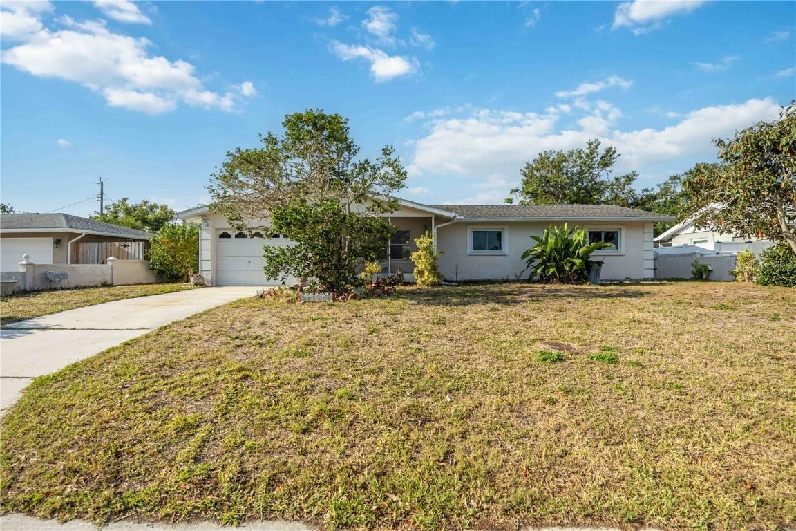 2606 Bismark Way, Sarasota, FL 34231