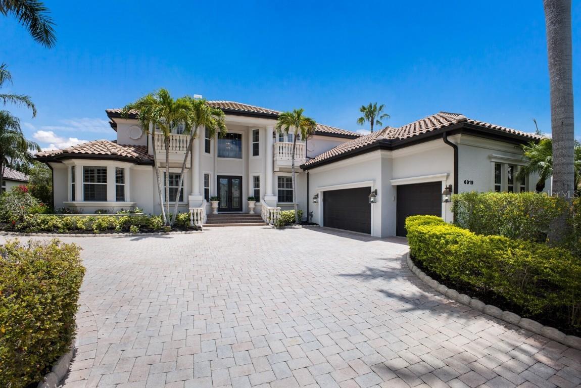 6919 Westchester Cir., Lakewood Ranch, FL 34202