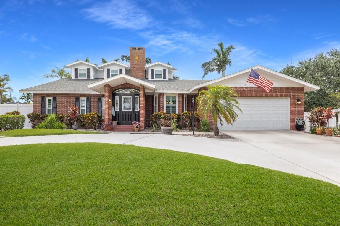 1904 NW 79th St., Bradenton, FL 34209