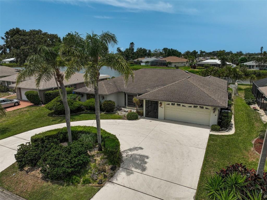1227 Waterside Ln., Venice, FL 34285