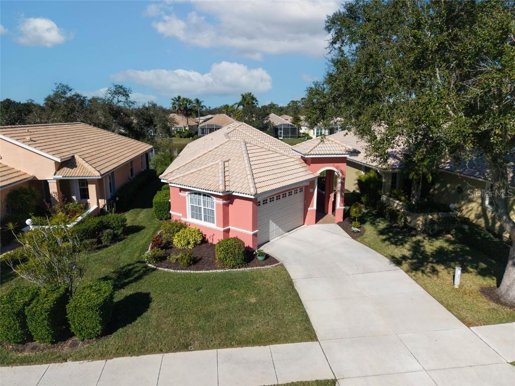 4322 Reflections Pkwy., Sarasota, FL 34233
