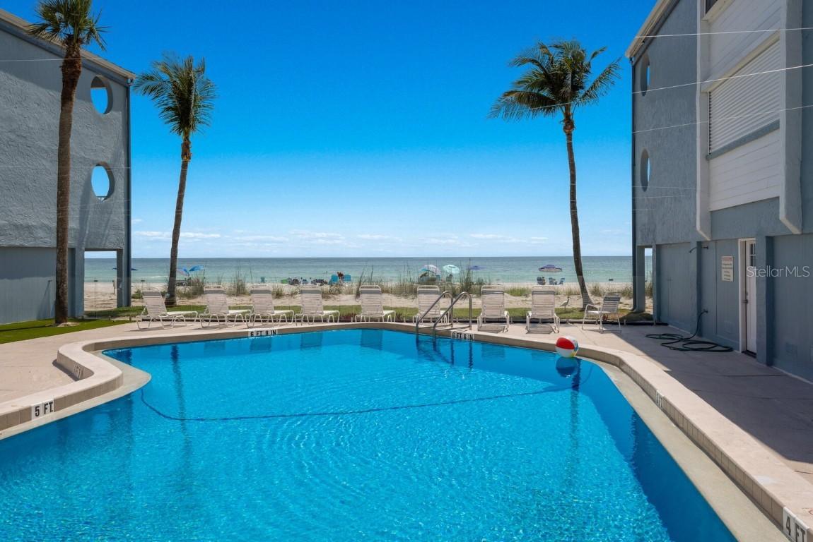 7000 Gulf Dr. #205, Holmes Beach, FL 34217