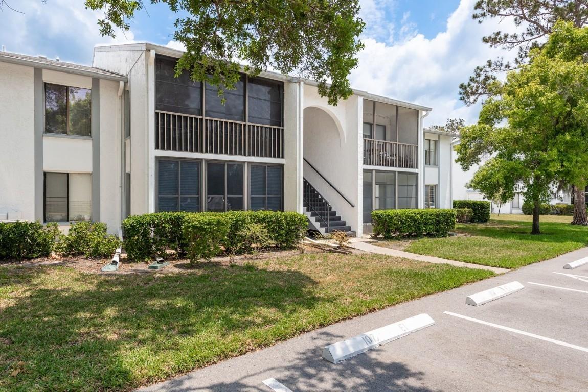 1151 Pine Ridge Cir. #H1, Tarpon Springs, FL 34688