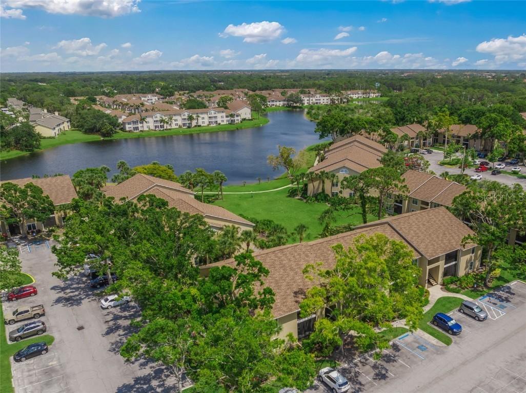 4037 Crockers Lake Blvd. #17, Sarasota, FL 34238
