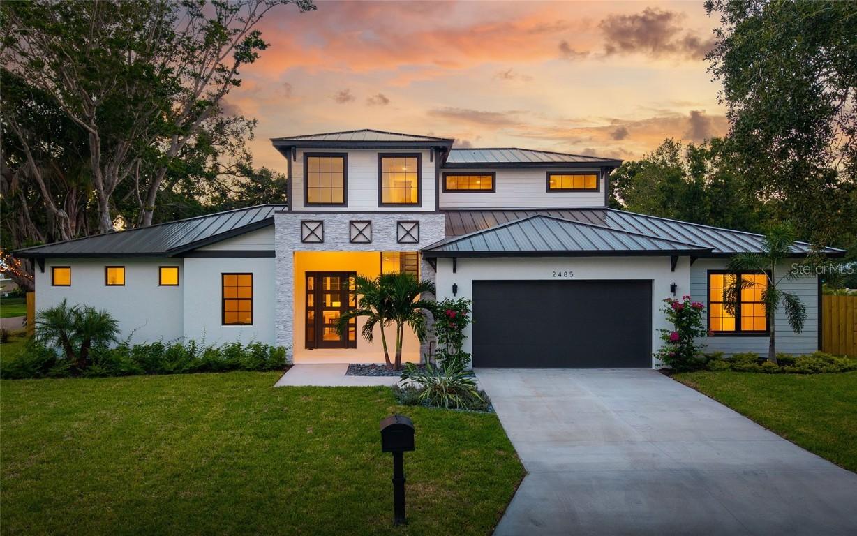 2485 S Milmar Dr., Sarasota, FL 34237