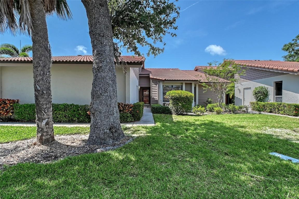 6096 Wilshire Blvd. #9, Sarasota, FL 34238
