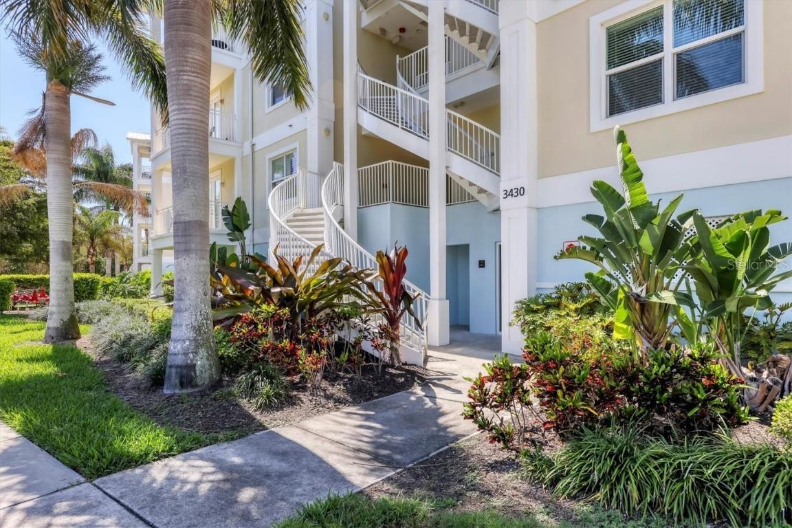 3430 77th St. #103, Bradenton, FL 34209