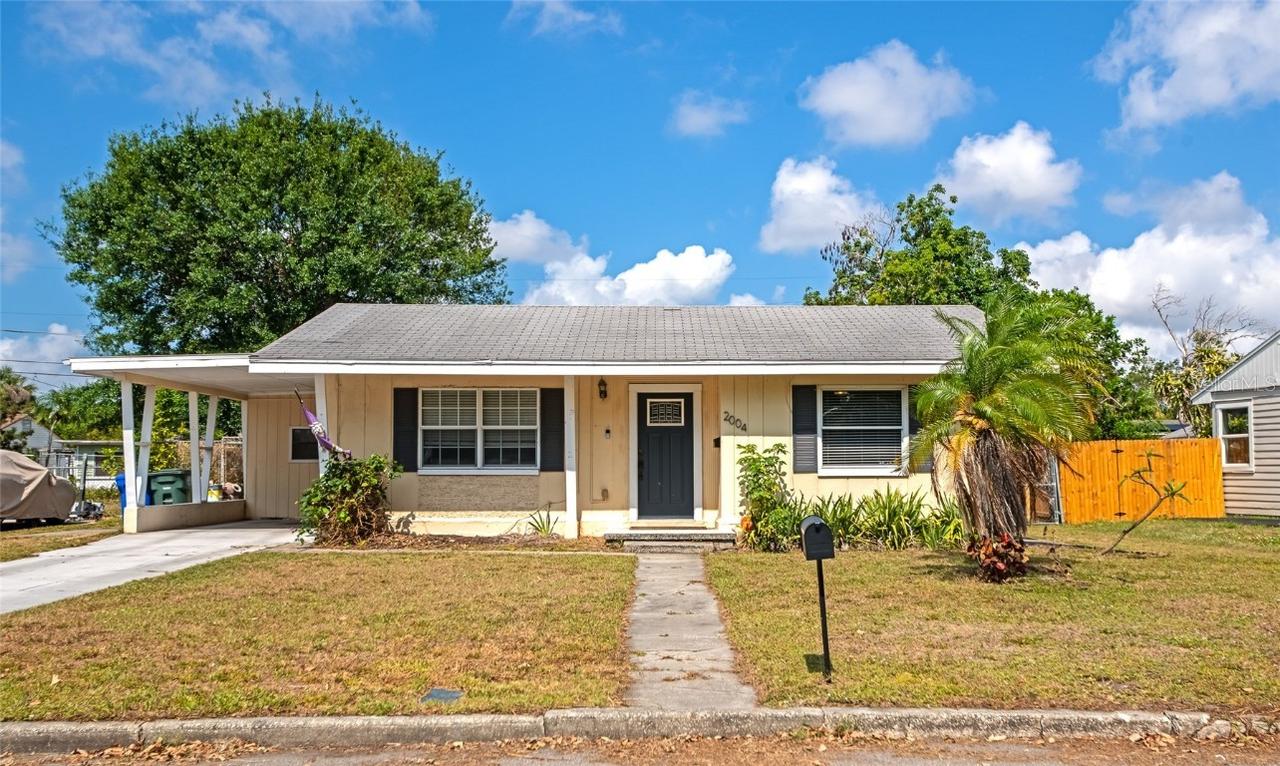 2004 19th St., Bradenton, FL 34205