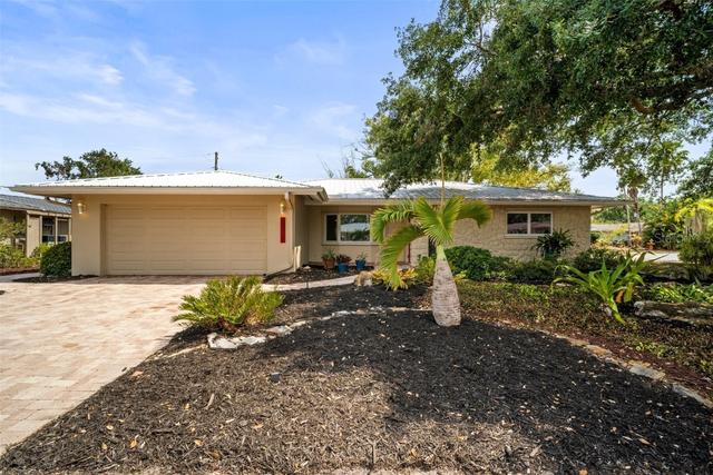 New Homes For Sale This Week in Gulf Gate Estates: May 9th to May 15th