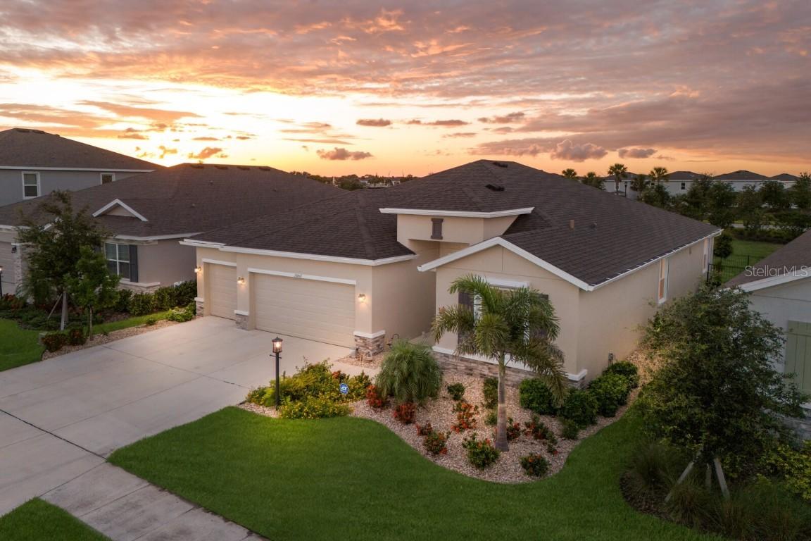 16807 Barnwood Pl., Bradenton, FL 34211