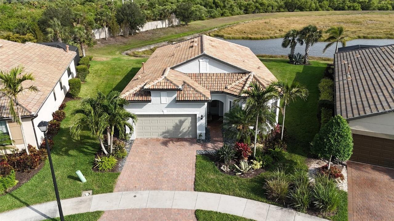 5987 Snowy Egret Dr., Sarasota, FL 34238