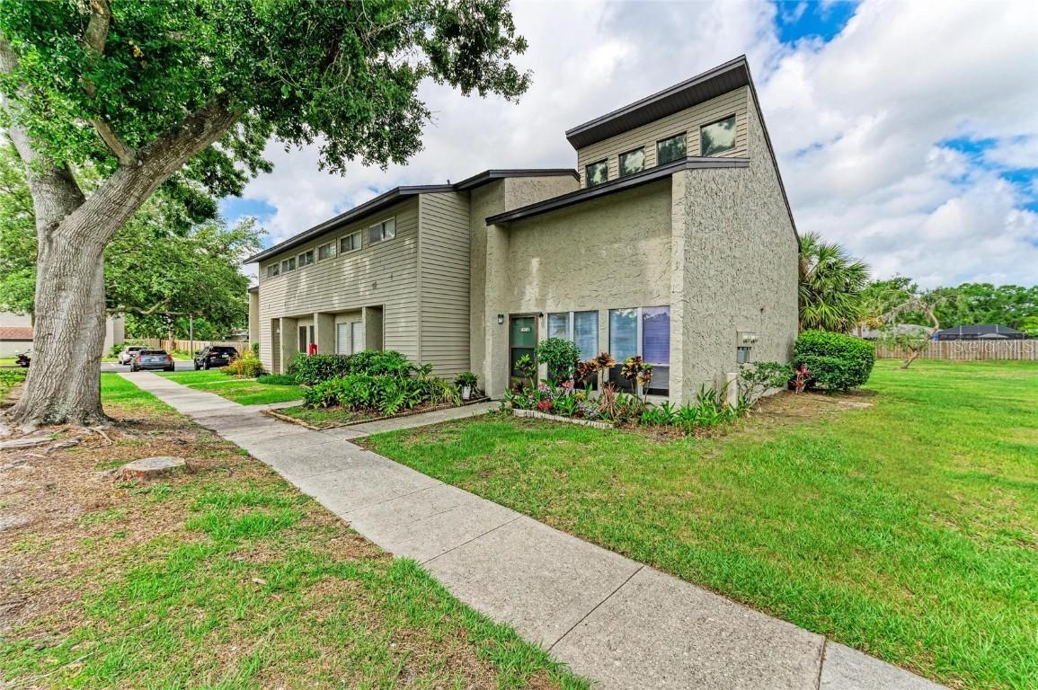 4381 Sandner Dr., Sarasota, FL 34243