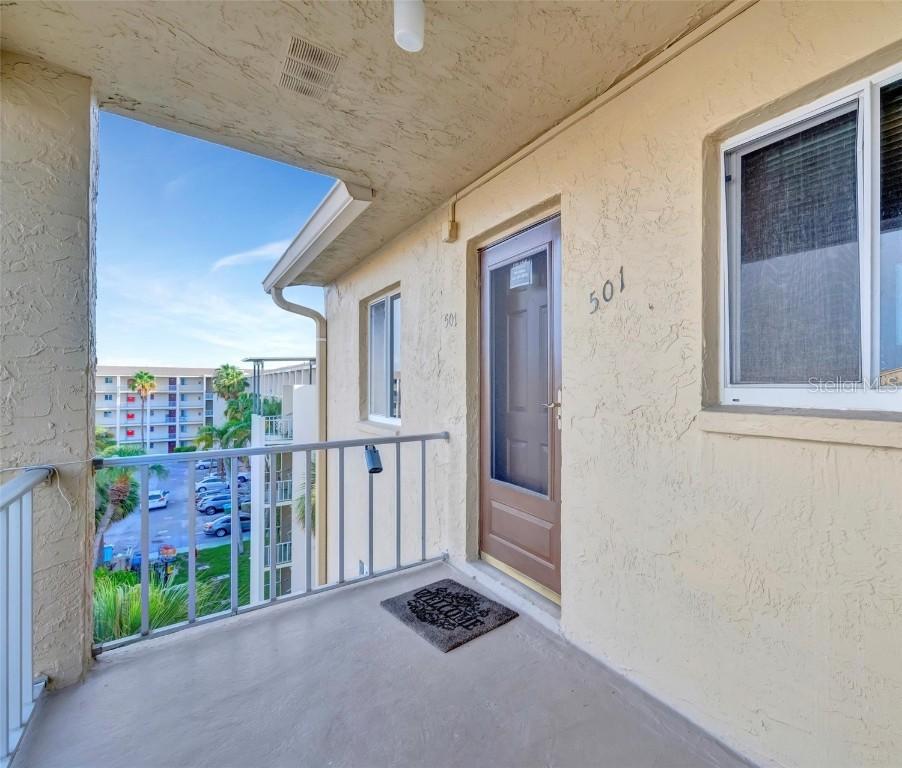 3740 Lake Bayshore Dr. #501, Bradenton, FL 34205