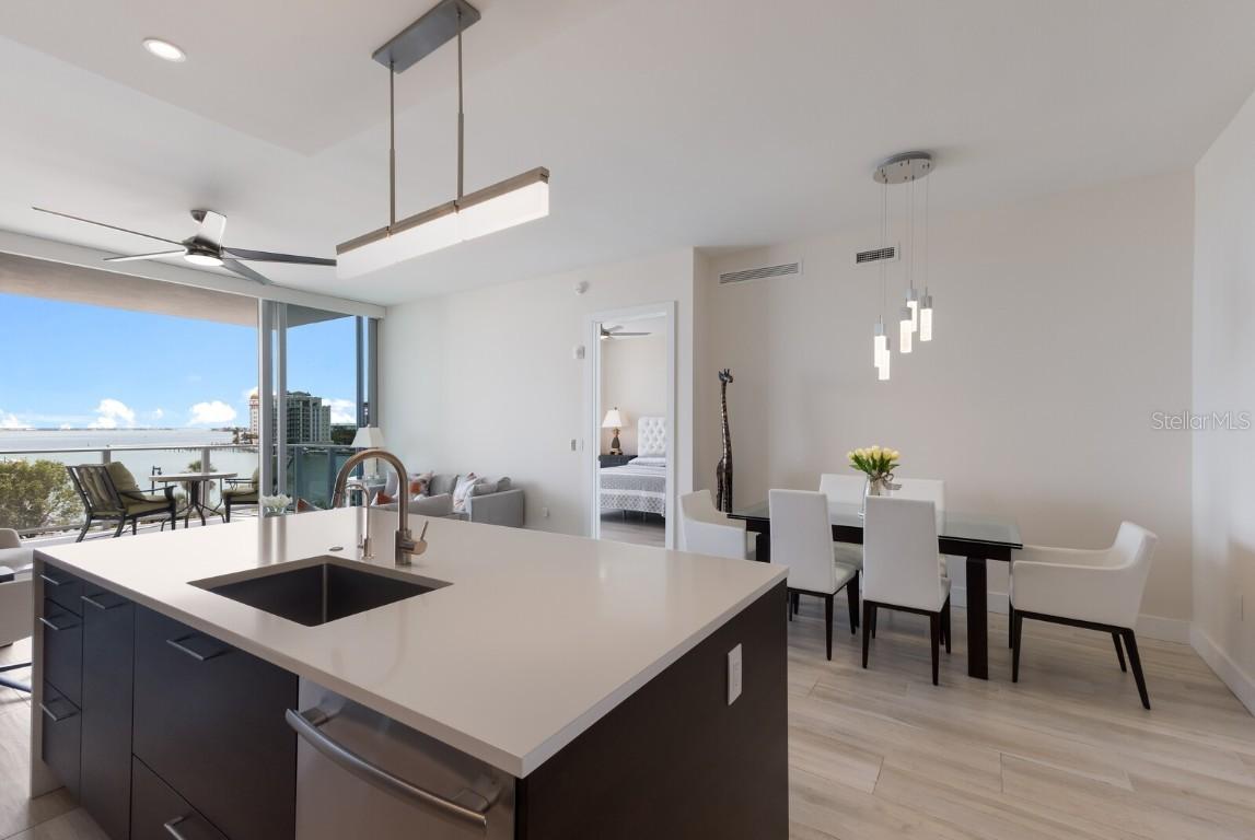 1155 N Gulfstream Ave. #406, Sarasota, FL 34236