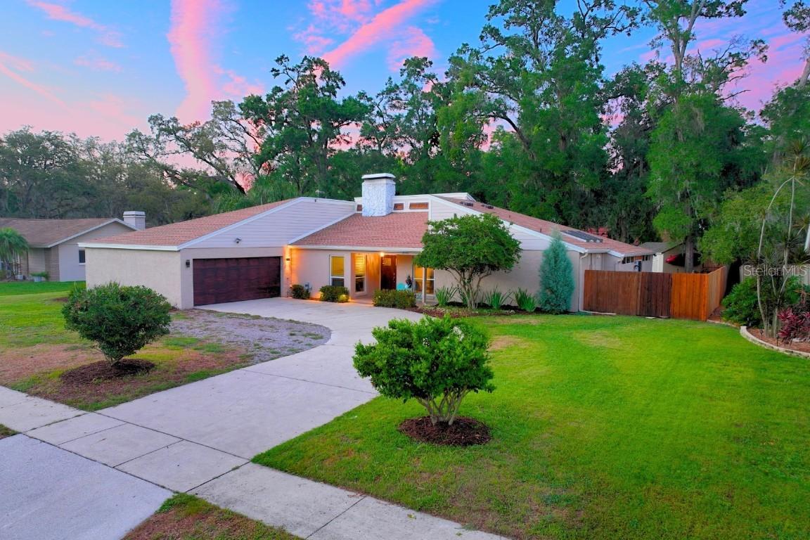 3006 Wister Cir., Valrico, FL 33596