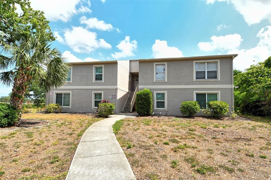383 Bobby Jones Rd., Sarasota, FL 34232