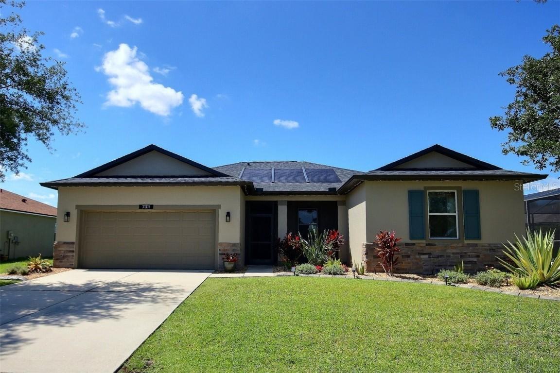7311 64th St E, Palmetto, FL 34221