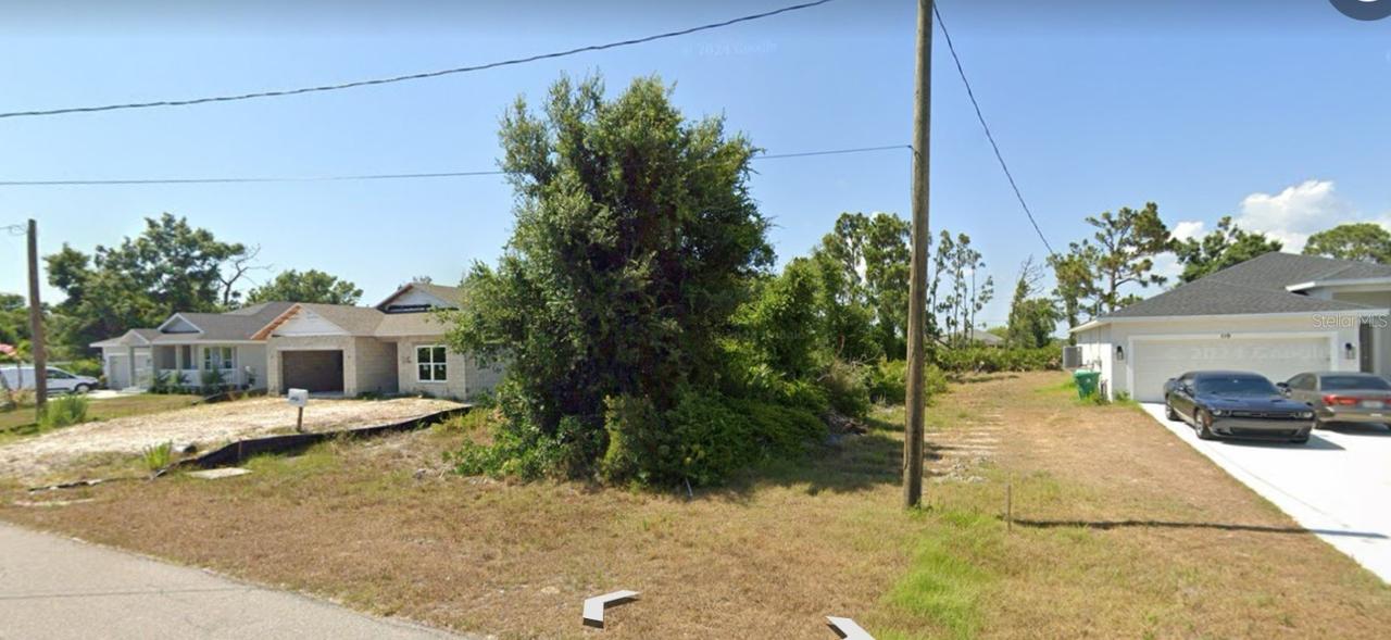 118 Smallwood Rd., Rotonda West, FL 33947