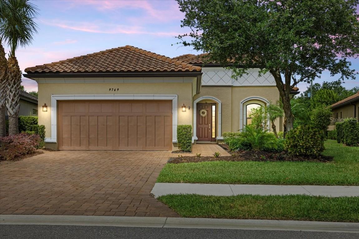 9769 Highland Park Pl., Palmetto, FL 34221