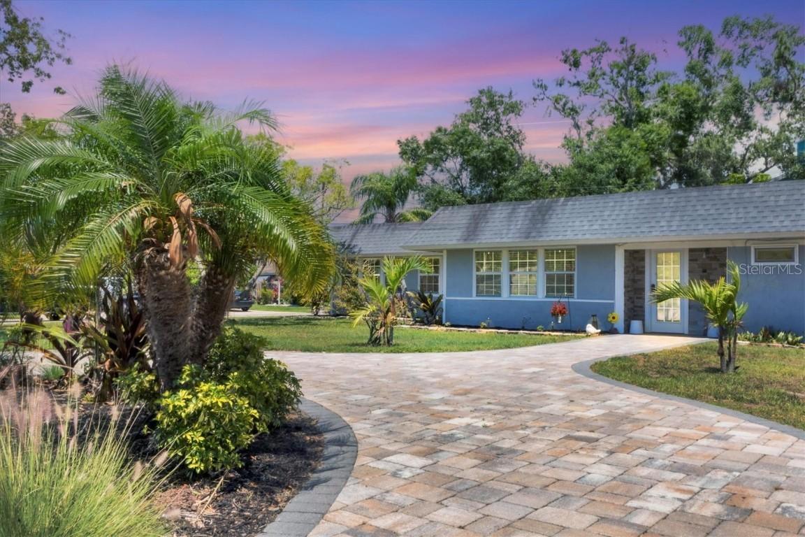 6931 Magellan Way, Sarasota, FL 34243