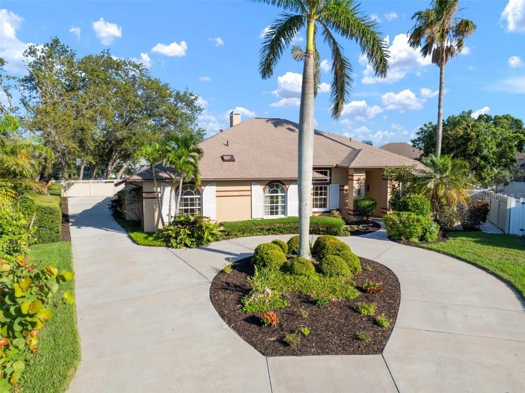 8321 9th Avenue Ter., Bradenton, FL 34209
