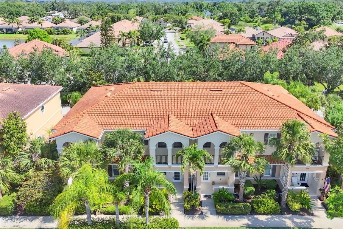 3760 82nd Avenue Cir. #102, Sarasota, FL 34243