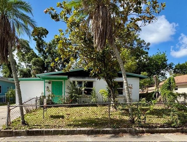 1758 35th St., Sarasota, FL 34234