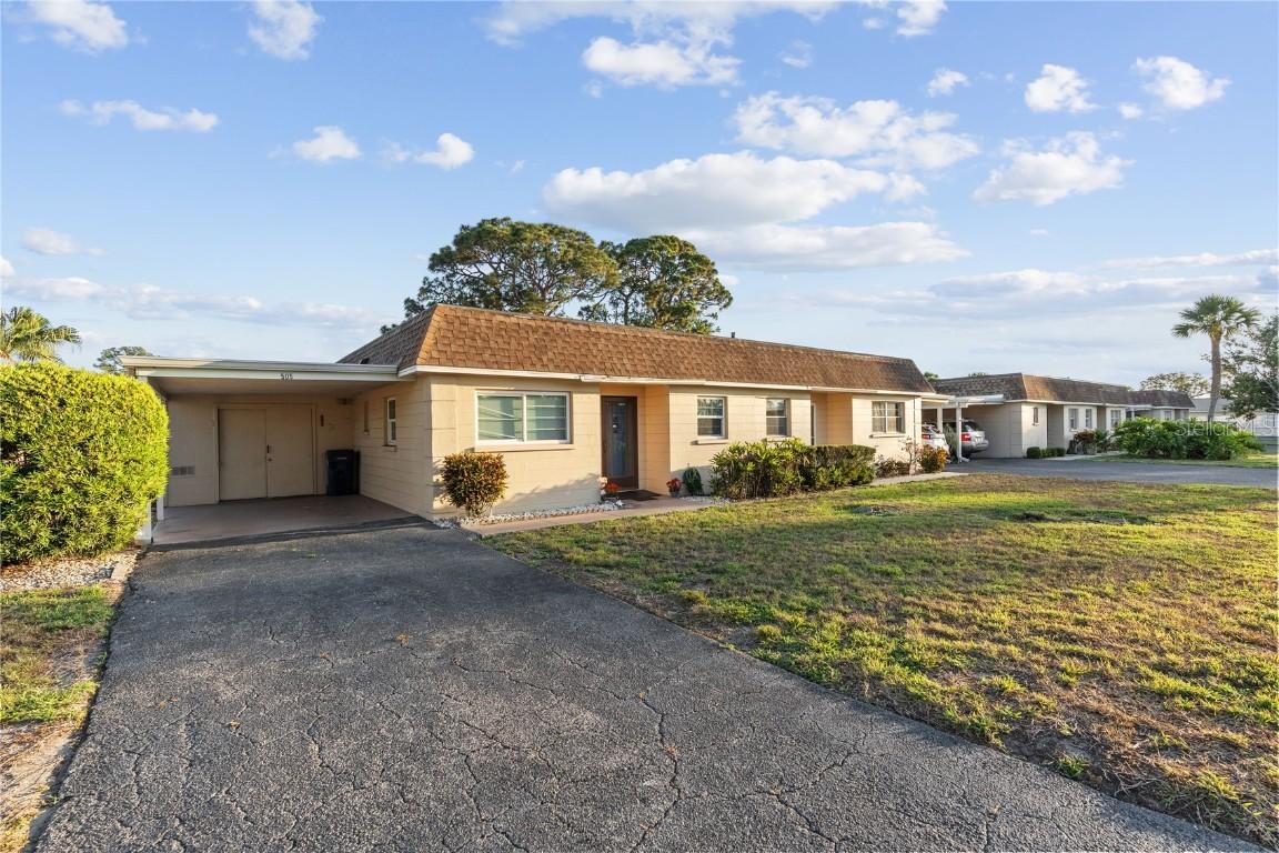 505 47th Avenue Dr., Bradenton, FL 34207