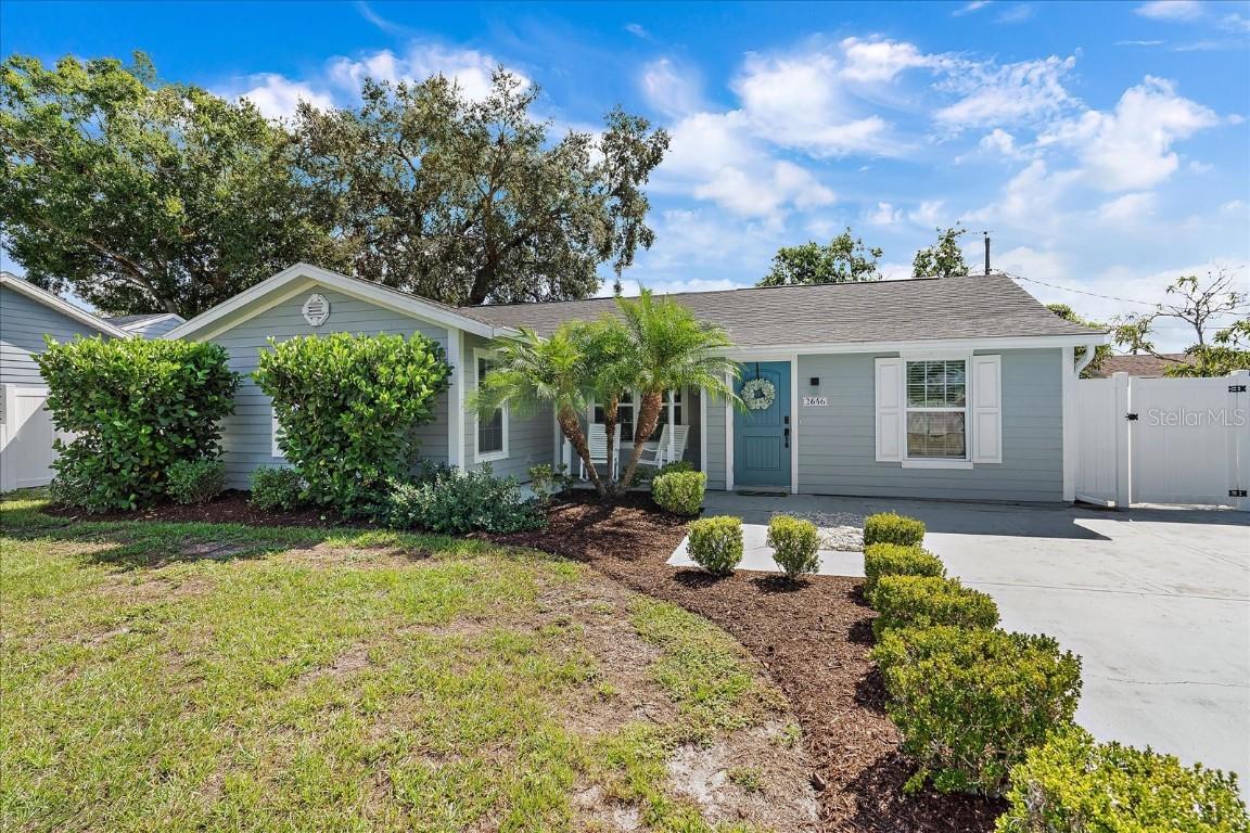2646 Martin St., Sarasota, FL 34237