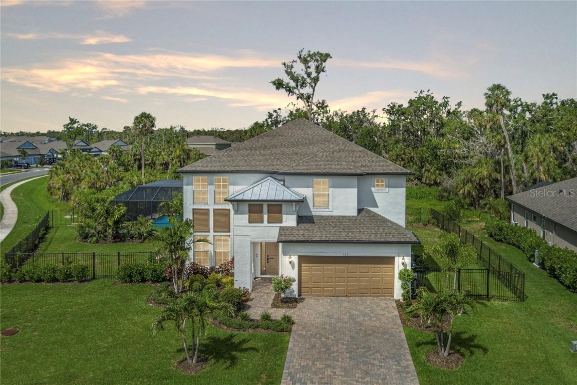 5651 Trevesta Pl., Palmetto, FL 34221