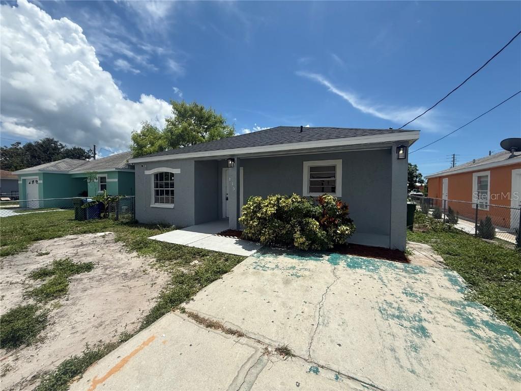 815 12th Ave., Bradenton, FL 34205