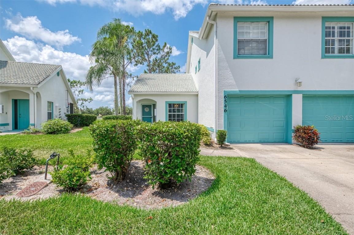 6546 Fairway Gardens Dr., Bradenton, FL 34203